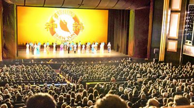 Xem Shen Yun, Phó giám đốc Công ty Hàng không Vũ trụ Mỹ cảm nhận: Theo Sáng Thế Chủ hoàn thành sứ mệnh